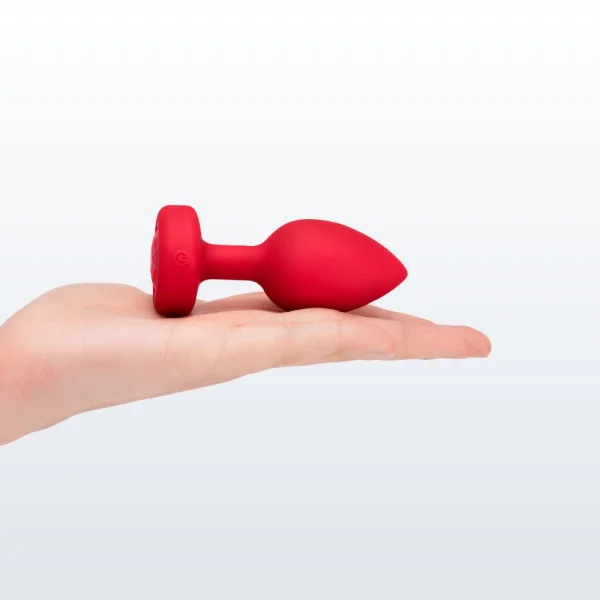 B-Vibe Vibrating Heart Plug