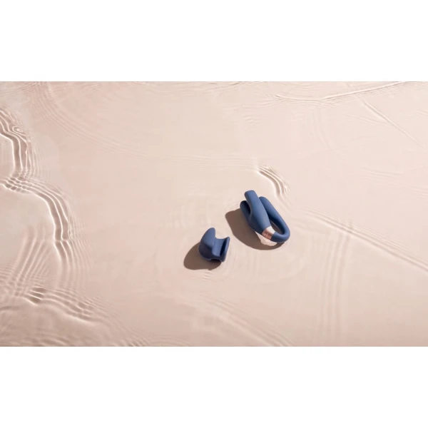 Deia The Wearable Remote-controlled Stimulator Silicone Blue