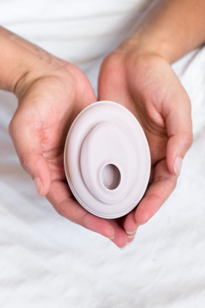 Lora DiCarlo Baci Premium Robotic Clitoral Stimulator