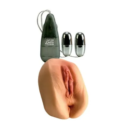 Alexis Vibrating Pussy and Ass