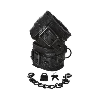 Sincerely Ss Lace Fur Lined Handcuffs