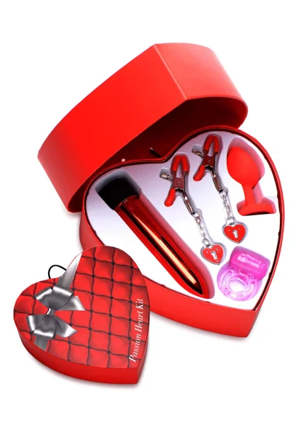 Frisky Passion Heart Kit