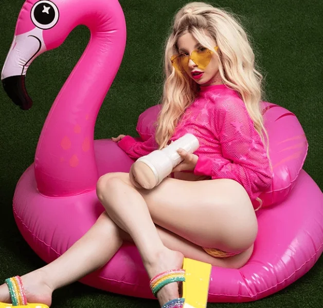 Fleshlight Girls: Kenzie Reeves Cream Puff