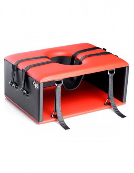 Master Series Queening Chair — image 4 of 13