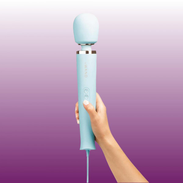 Le Wand Powerful Plug-in Vibrating Massager Sky Blue