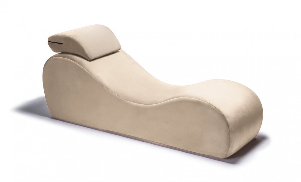 Esse Chaise