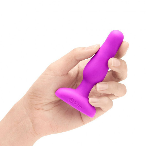 Plug: B-Vibe Novice with Remote