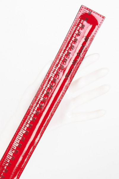 Rosso Ruler by Fräulein Kink