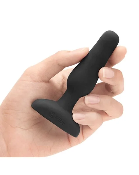 B-vibe Novice Plug - Black - 4 Inch