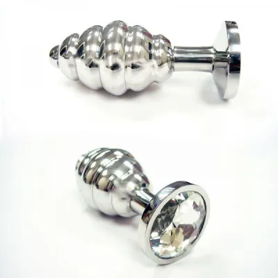 Rouge Threaded Butt Plug Medium Clamshel