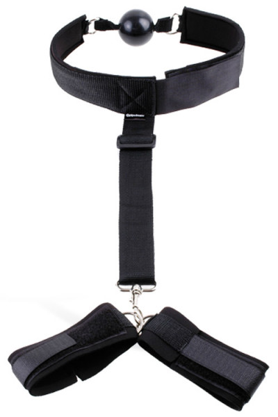 Pipedream Gag & Wrist Restraint