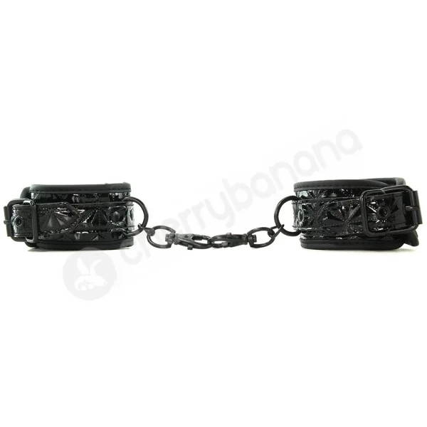 Sinful Black Bondage Kit