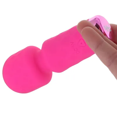 Bang Mini Silicone Wand in Pink