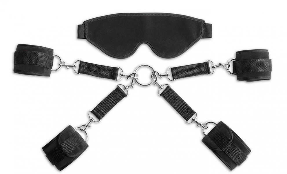 Bond Deluxe Cuff and Blindfold Kit