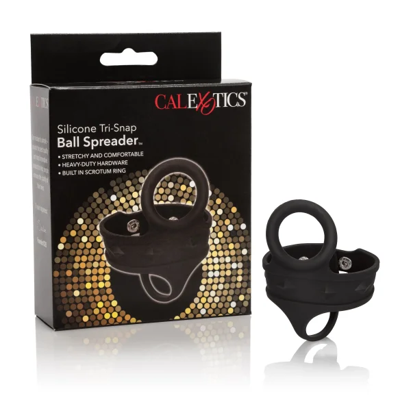 Silicone tri-snap ball spreader