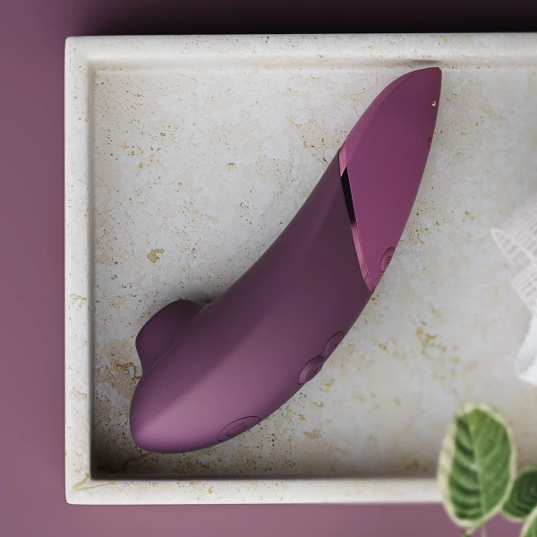 Womanizer Next 3D Pleasure Air Stimulator in Purple