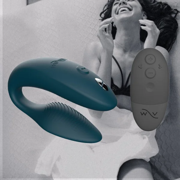 We-Vibe Sync Rechargeable Silicone Remote & App Controlled Couples Vibrator - Green Velvet