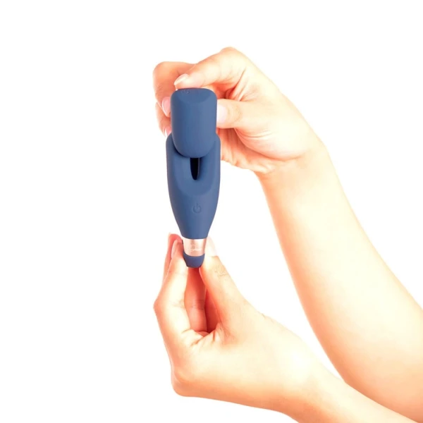 Deia The Wearable Remote-controlled Stimulator Silicone Blue