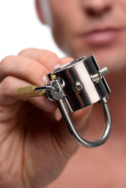 Spiked Metal Ball Stretcher