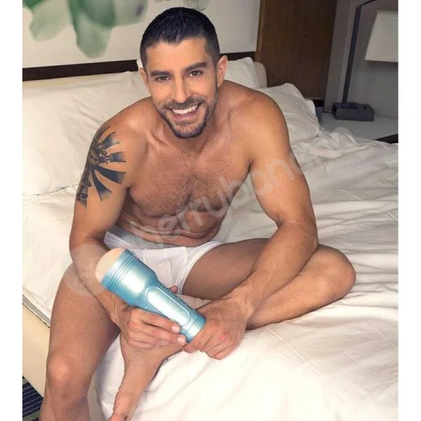 Fleshjack Boys Cody Cummings Untouched Masturbator