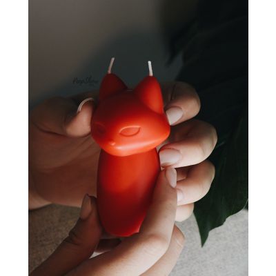 Blush Temptasia Fox Drip Candle