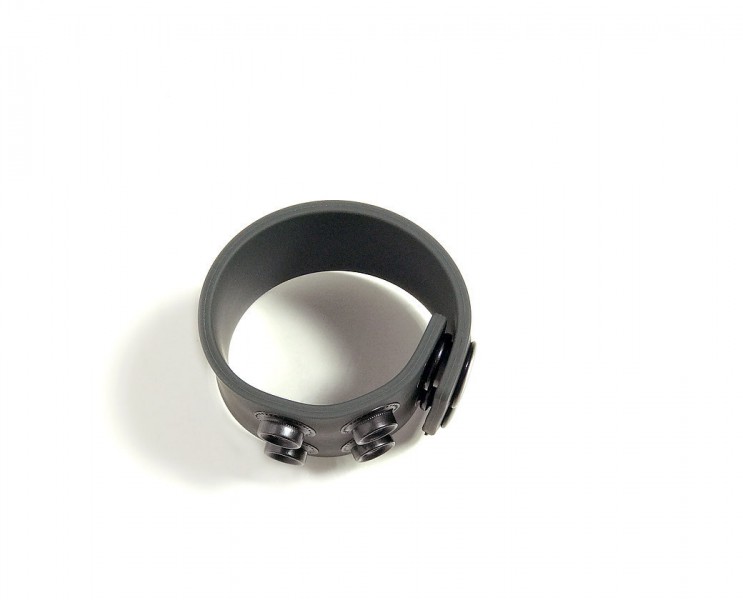 1.5" Silicone 3 Snap Ball Stretcher