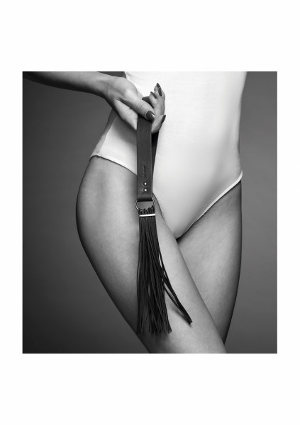 Tassel Flogger - Black - Bondage toys