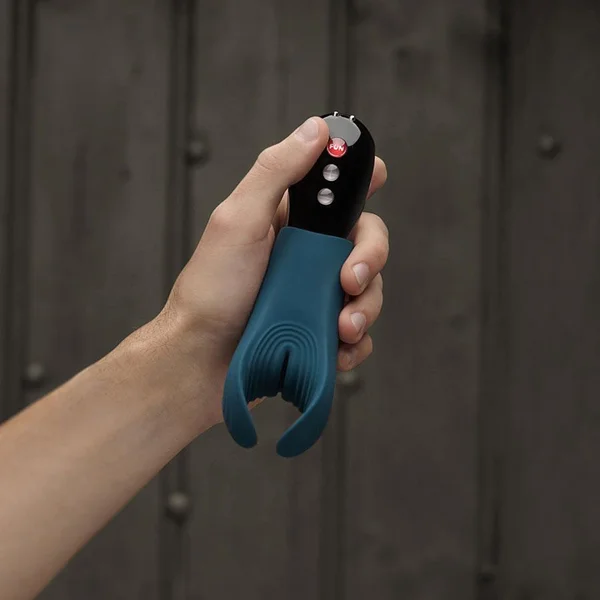 Fun Factory Manta Rechargeable Penis Vibrator and Male Masturbator — image 4 of 13