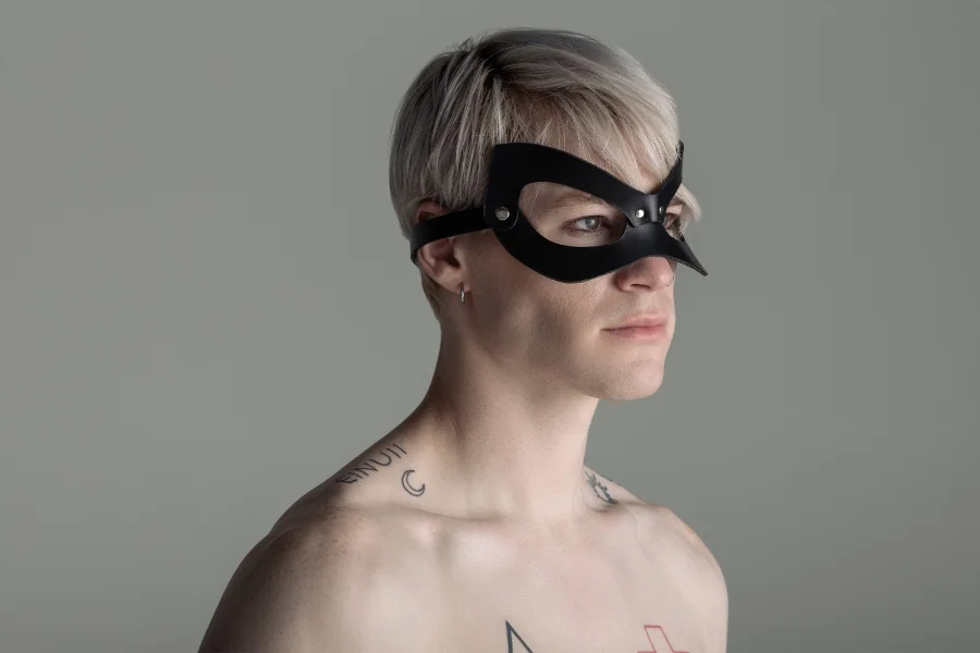 Verona Cat Eye Mask by Liberator Leather