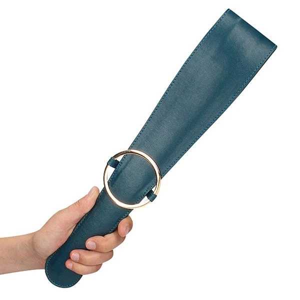 Ouch Halo Leather-Look Belt Buckle Flogger