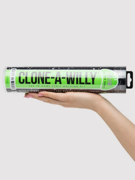 Clone-A-Willy Glow In The Dark Vibrator Molding Kit Green