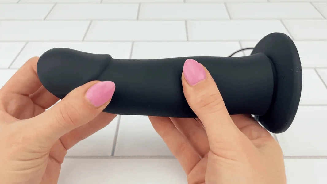 Vibrating Silicone Hollow Strap On — image 14 of 14