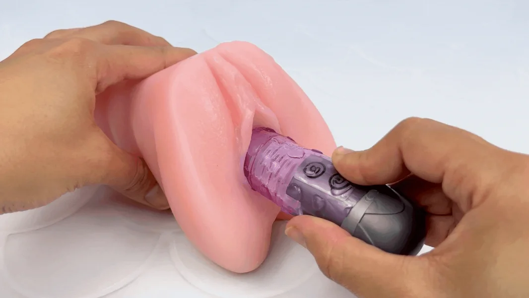 Realistic Ribbed Vibrator — image 16 of 20