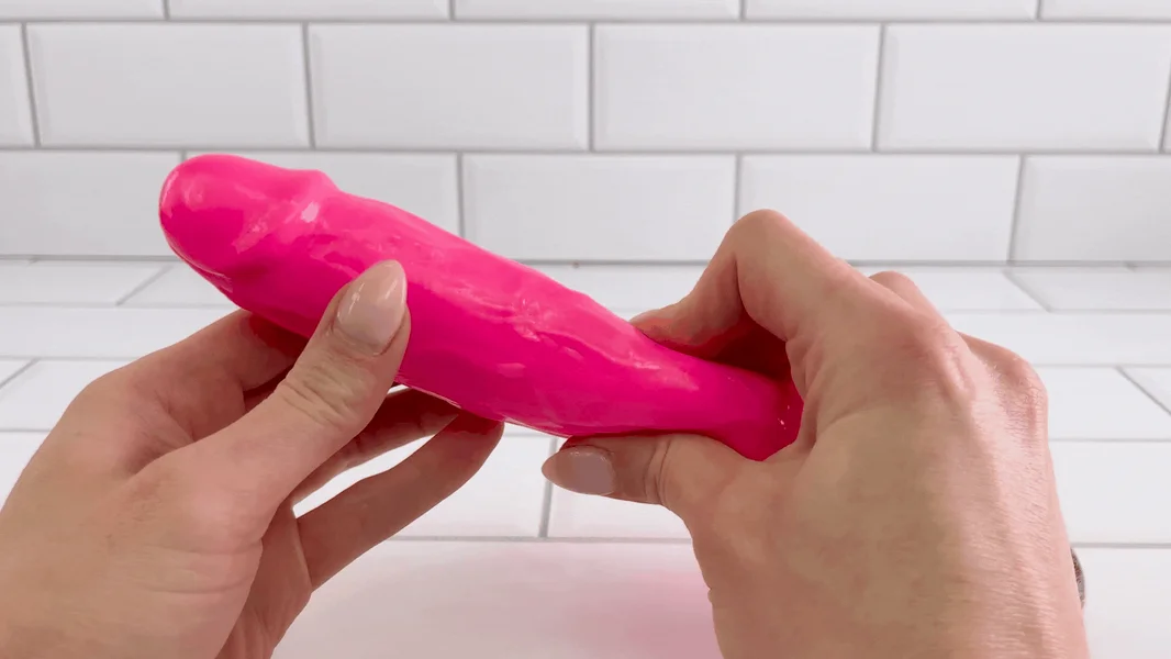 Ultra Veined Realistic Vibrating Dildo — image 16 of 20