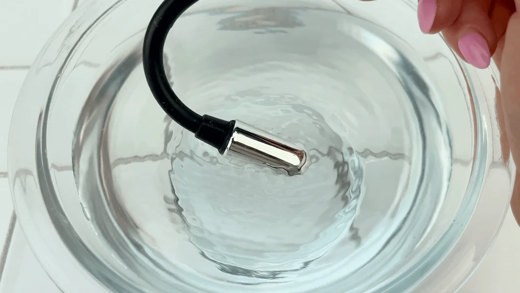 Flexi Clit Wand - Bends To Any Shape! — image 8 of 13