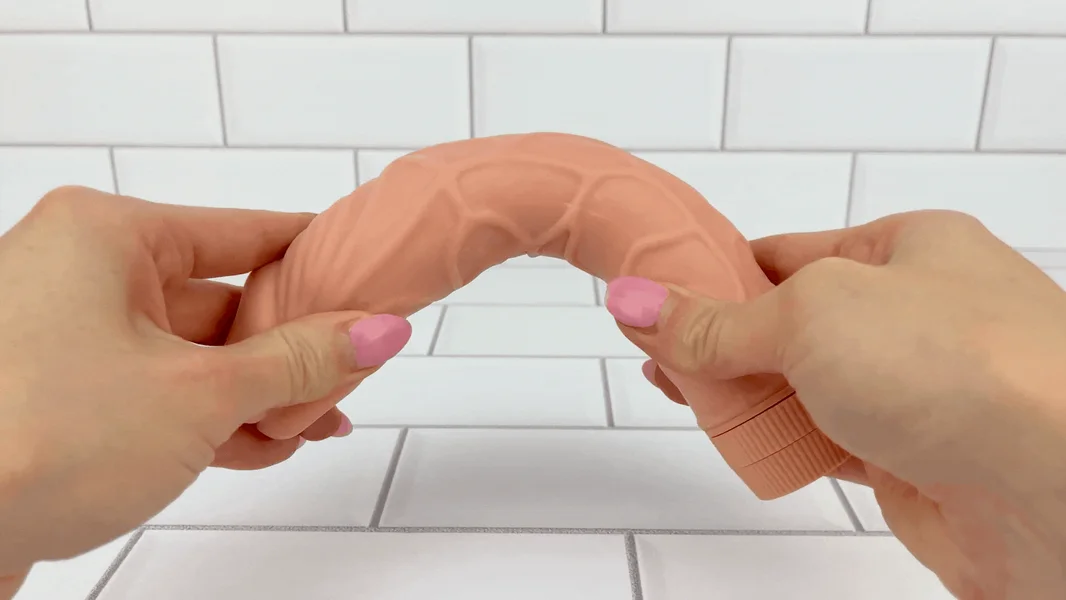 8 Inch Ultra Veined Vibrating Dildo — image 13 of 18