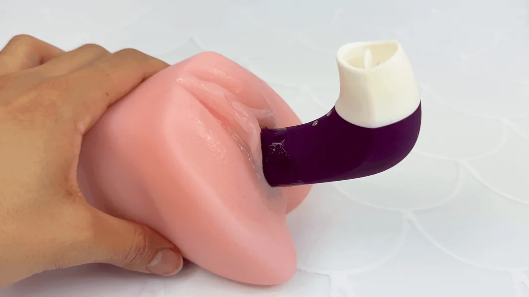 Adore Dual-Ended Vibrator & Clit Licking Tongue Toy — image 20 of 23