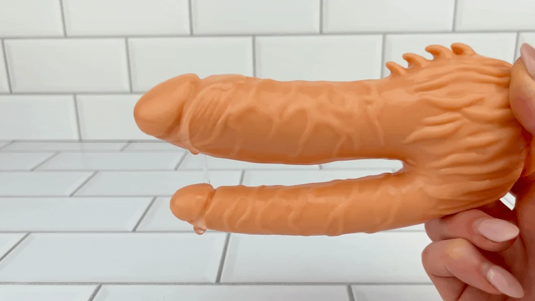 Clit Stimulating Dual Penetration Vibrating Dildo — image 9 of 18