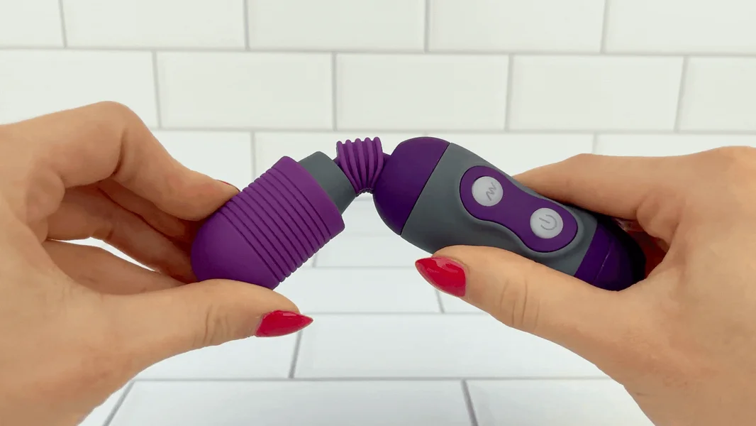 Mini Handheld Personal Wand Massager — image 11 of 17