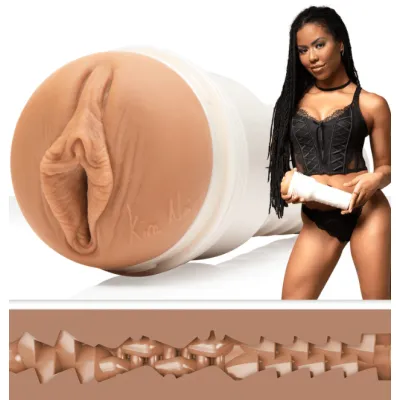 Fleshlight Girls Kira Noir Spellbound