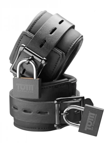 Neoprene Wrist Cuffs With Locks