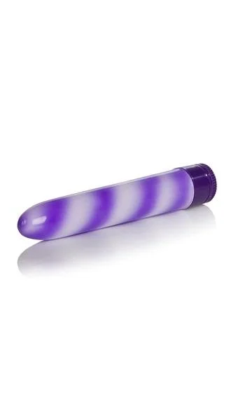 Candy Cane Vibrator — image 7 of 10
