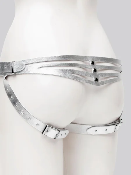 DOMINIX Deluxe Leather Strap-On Harness