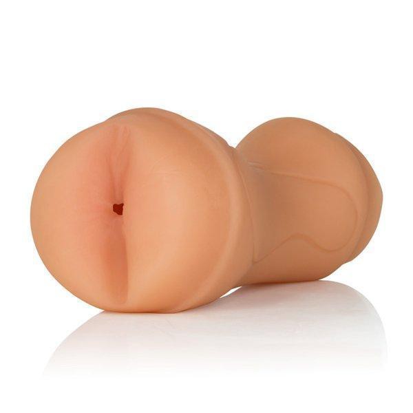 Casey's travel tush