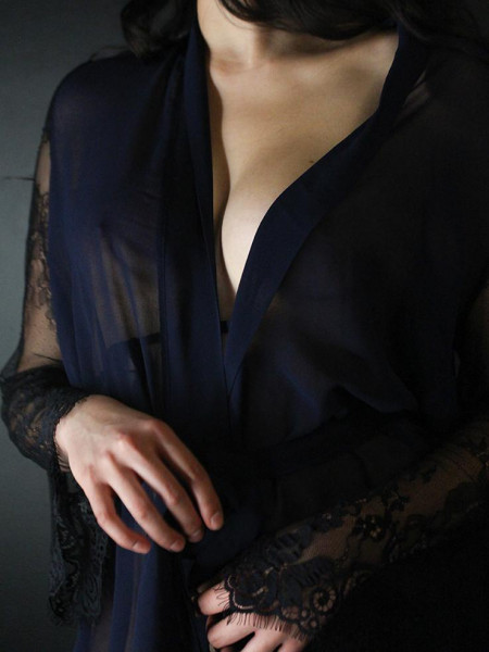 Rozalia Robe - Five Kisses