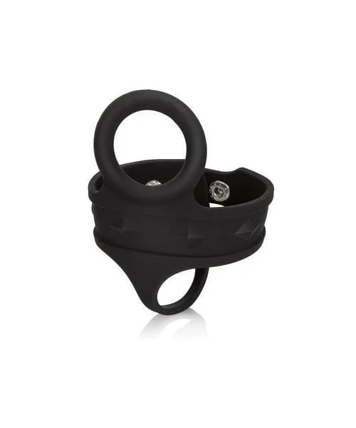 Silicone tri-snap ball spreader