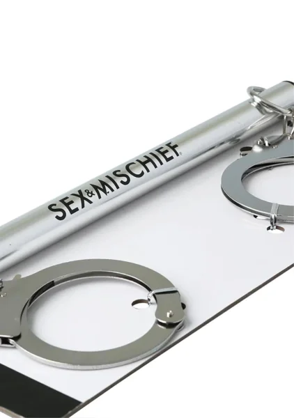 Spreader Bar With Metal Cuffs