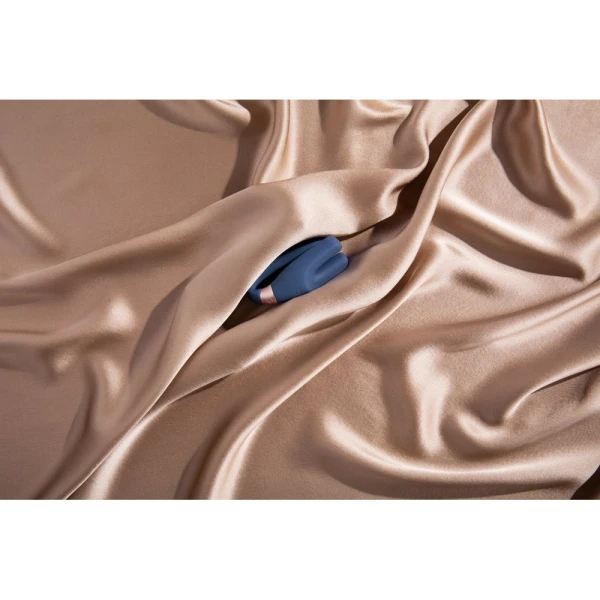Deia The Wearable Remote-controlled Stimulator Silicone Blue