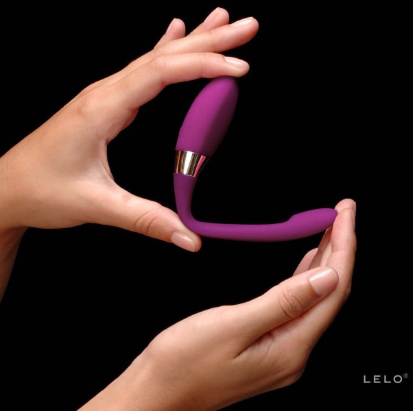 Lelo NOA Premium Couples Massager 