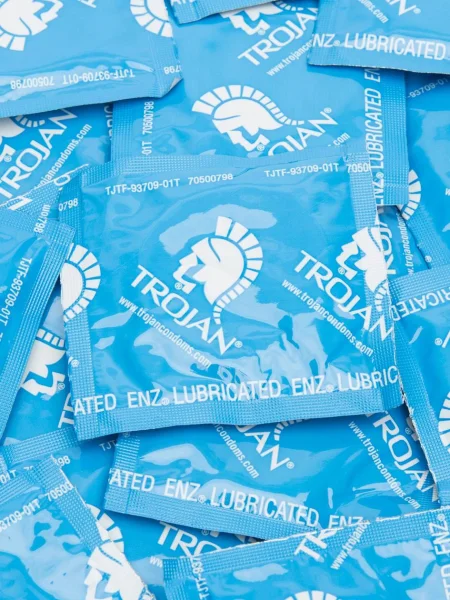 Trojan ENZ Premium Lubricated Condoms (40 Count)